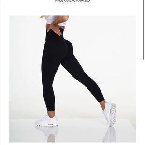 Nvgtn black solid seamless leggings